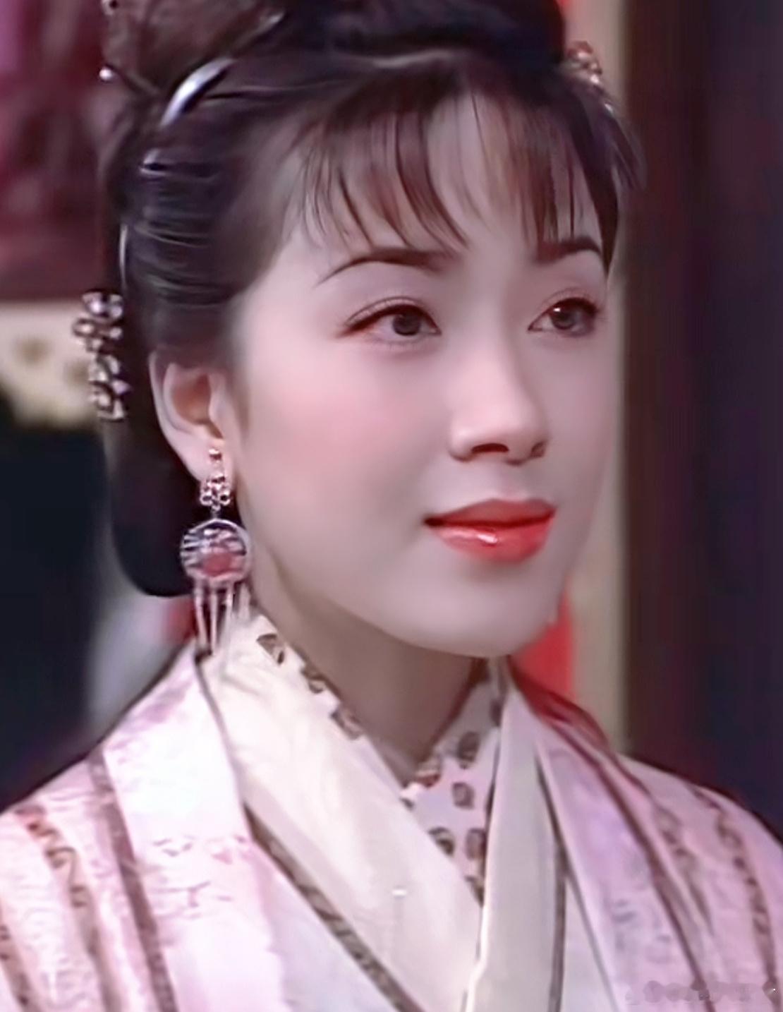 杨怡[超话]  TVB港剧 再生缘杨怡 苏映雪杨怡古装第二组美图合集[色]杨怡杨