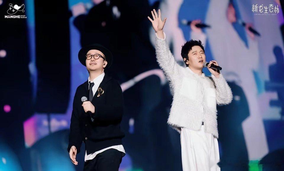 跨年晚会的“意外”永远不会缺席！往年热搜常客湖南卫视这次落了下风，反倒是肖战压轴