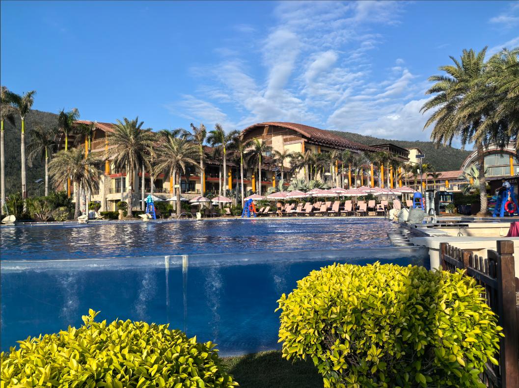 如果你想逃避美国斩杀线的夺命连环杀，其实有一个办法，就是避开美国的信用体系，进入