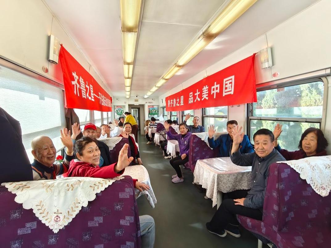 我真搞不懂退休男人。
我哥今年61岁，退休金8800块钱，家里还有房租，可国庆期