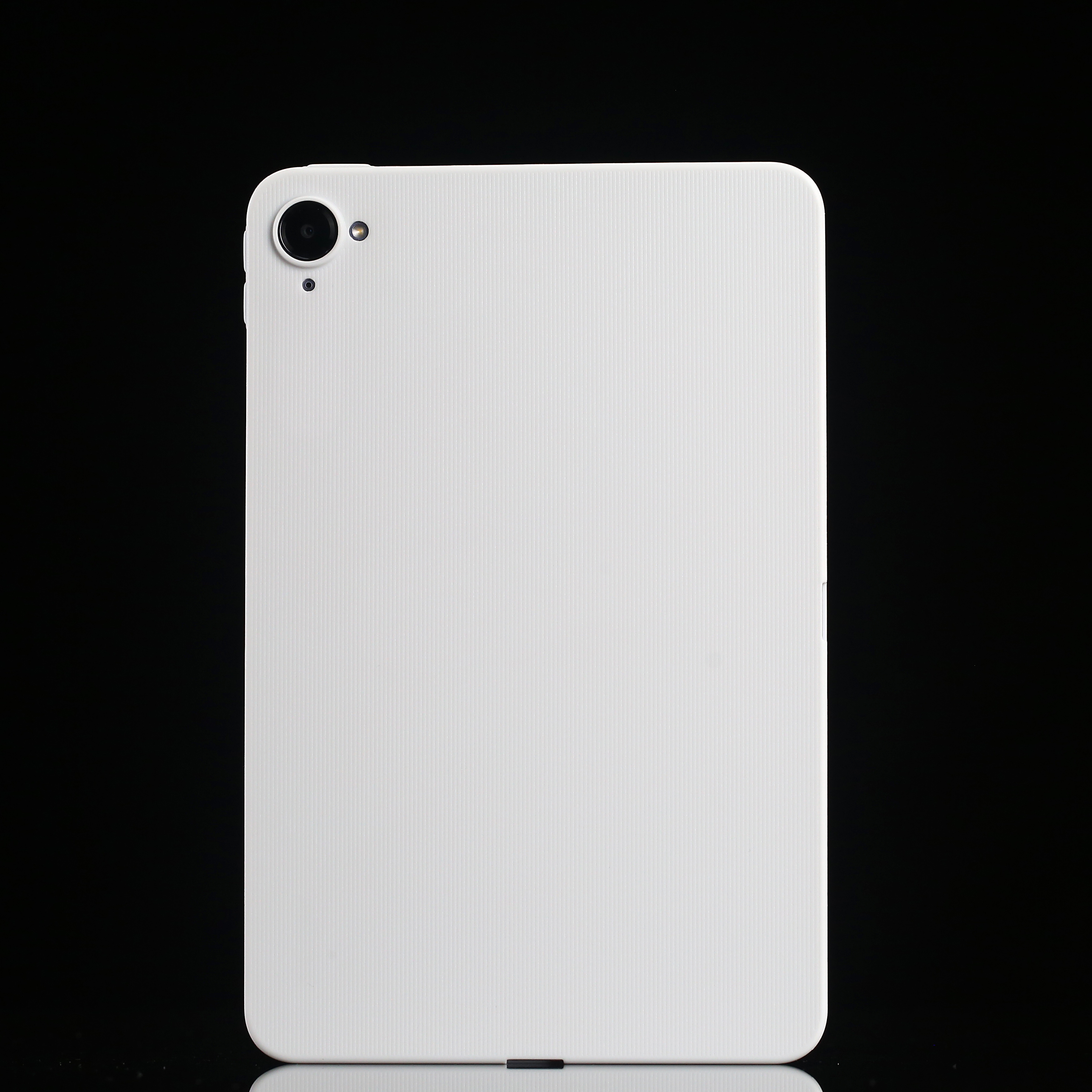 KPad 没买到白色的朋友们看过来，爆哥做了个纯白超薄壳，是不是有那么几分白机那