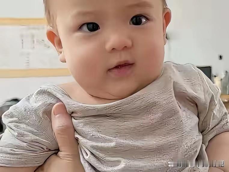 太神奇了！"江苏盐城一家医院里，才 5 个月 26 天的男宝被宣告没了呼吸，妈妈