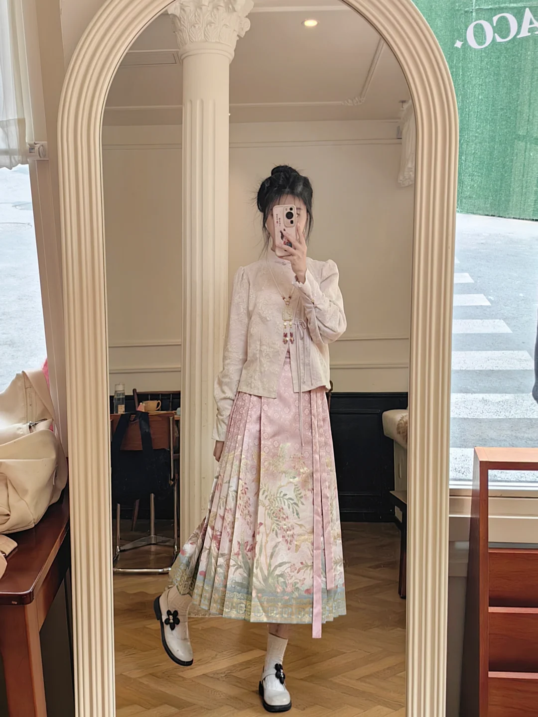 阿巴阿巴！！我好喜欢这条马面！