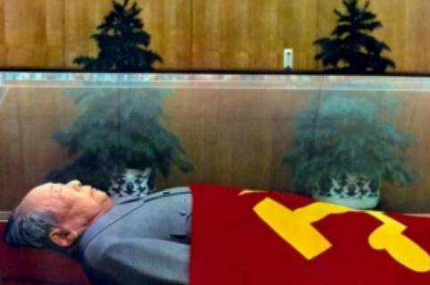 毛主席遗体防腐每年耗费巨资，永久保存的水晶棺纯度高达99.99%，价值惊人，但从