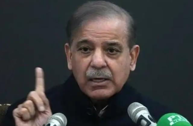 巴基斯坦也下场了！巴基斯坦突然重兵挺进沙特，带的全是清一色的中国防空导弹，这根本