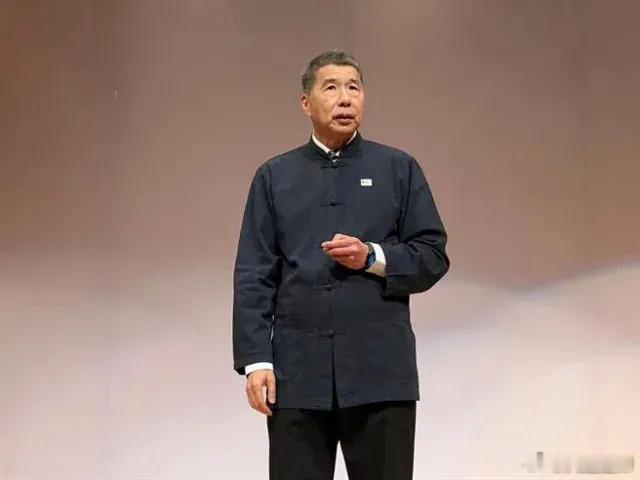 国民党主席选举，张亚中提竞选纲领，包括与即刻恢复《国统纲领》、重启国共论坛、签署