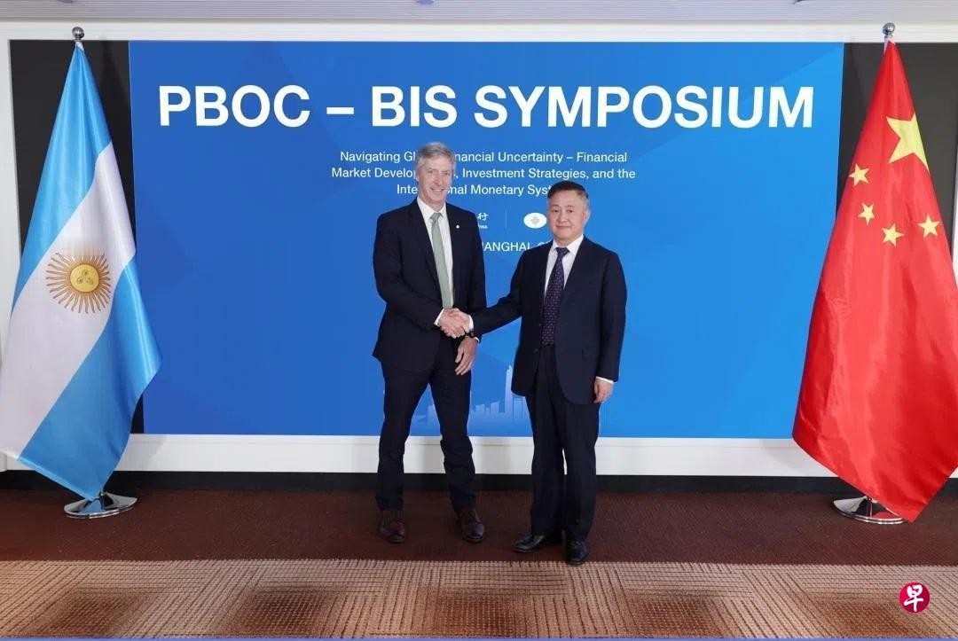 高！中国这步棋走得确实高明！

美国欠咱们的钱迟迟不还，中国既不催也不抛，反而换