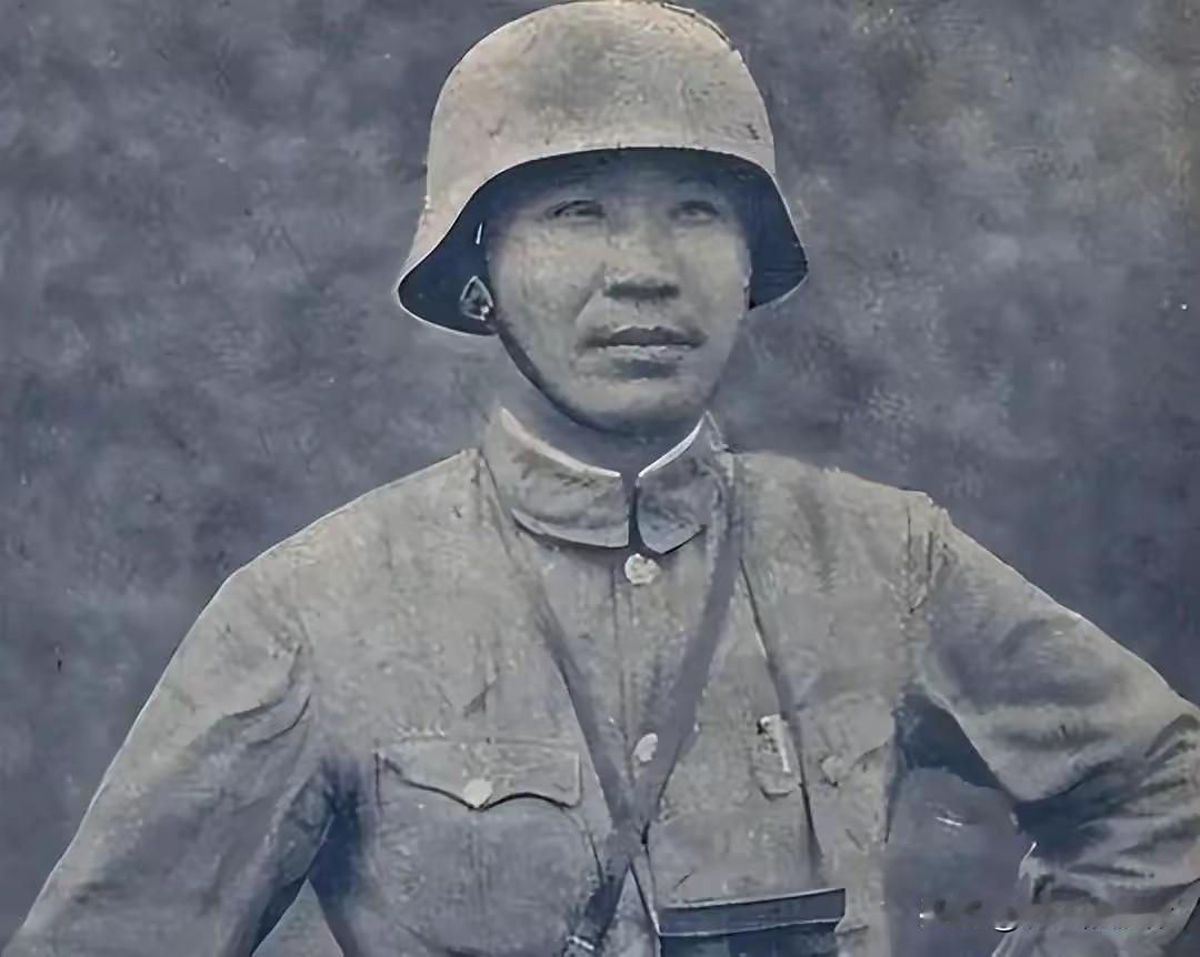 1935年国军少将活捉红军师长，看清穿戴当场沉默：我军必胜绝非空话
 
1935