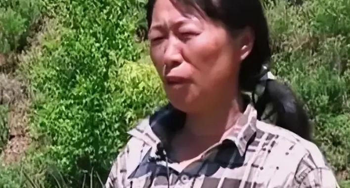 2006年，黑龙江一女子睡觉时，一条大蛇钻进了她的被窝，女子心软没把它赶走，谁知