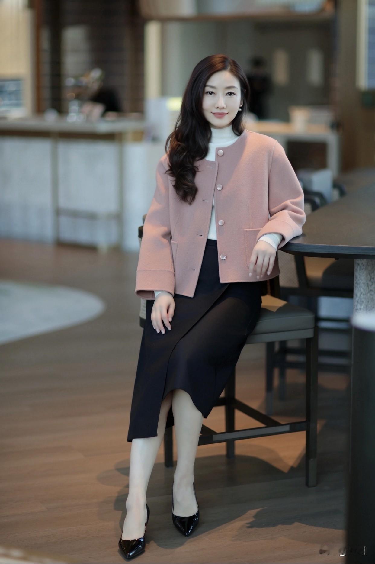 你是喜欢御姐风还是温柔风?我超爱温柔风！温柔就像春日里的微风，能抚平人的内心。