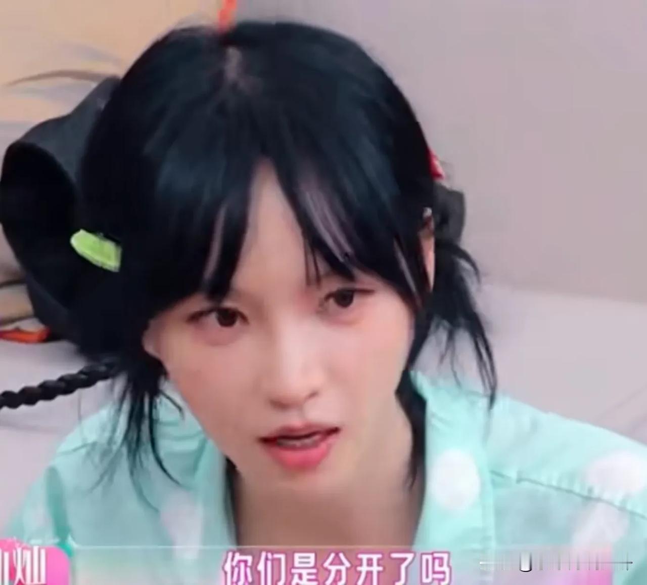 黄灿灿说：我大学的时候谈的男朋友，当时已经没什么感情了（但还没分手），有一天我的
