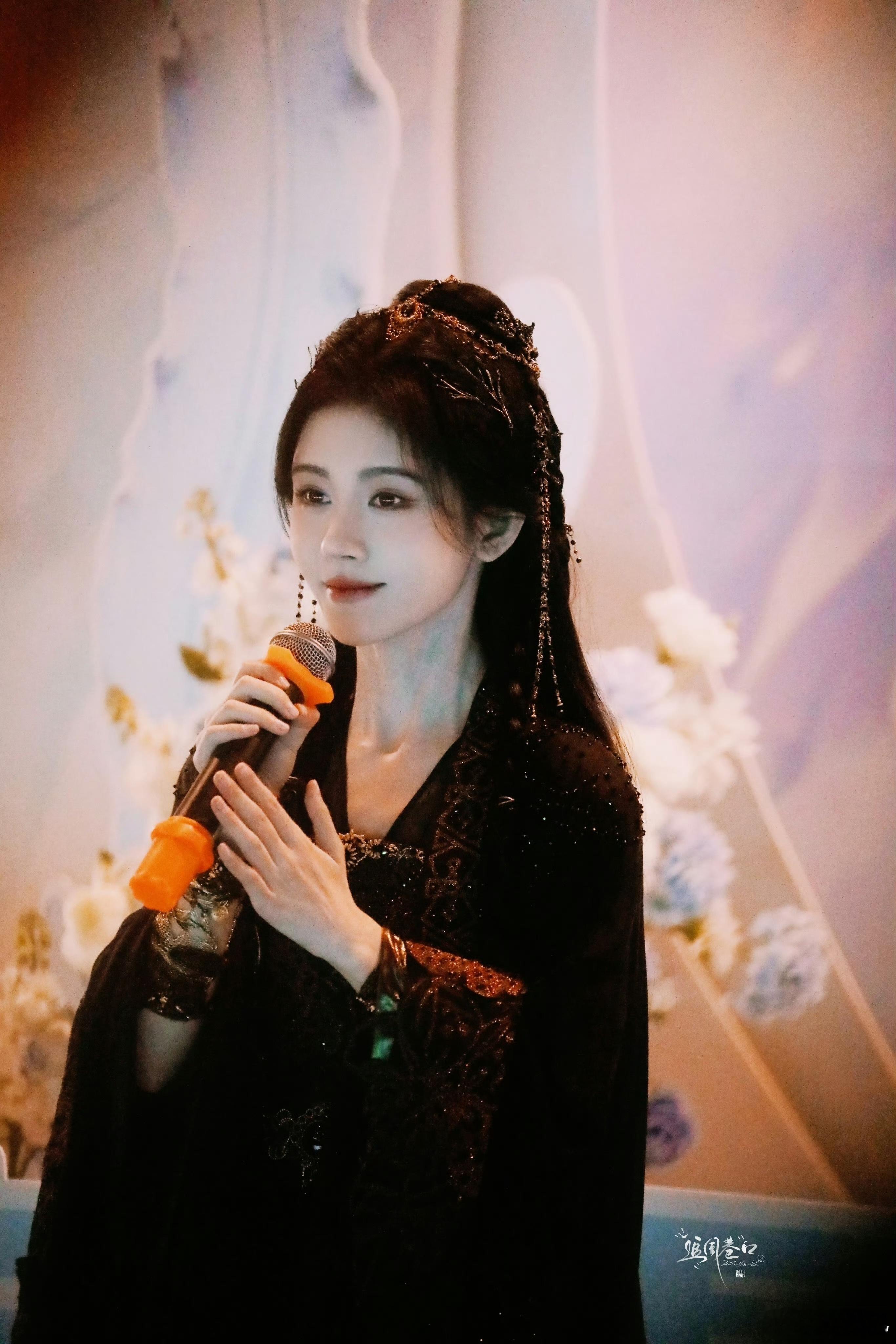 鞠婧祎再演恶女 鞠婧祎也是找对赛道了啊！恶女赛道特别适合她，太带感了[哇]那种坏
