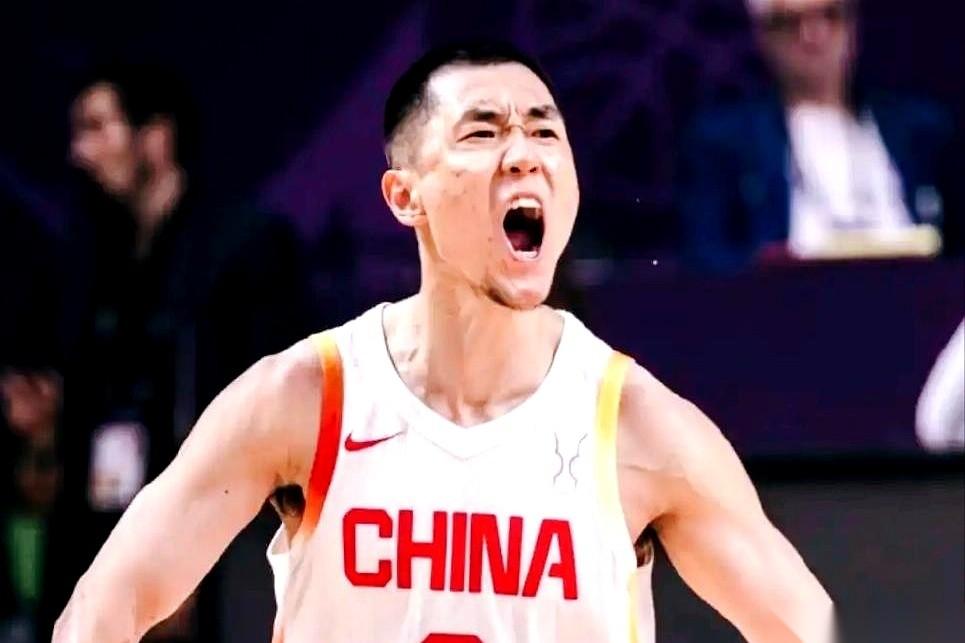 我请客，你买单，厨子还用你家的。
这话太糙了，但理就是这么个理。
国家队征召球员