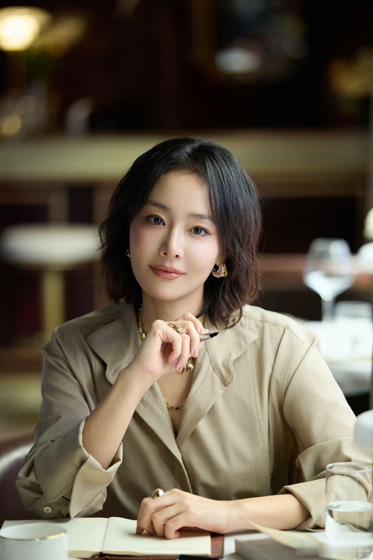 舞都跳不齐怎么不算是一种团魂周五晚高疯 谁懂啊！《周五晚高疯》这段舞台真的越看越