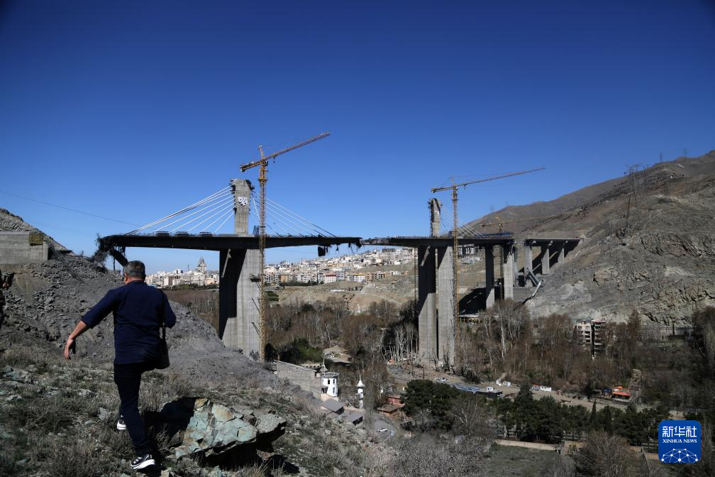 【#美以伊战事进入第三十六天#，最新动态】#美以伊战事最新动态# （文/杜源江）