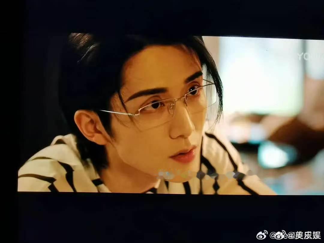 张新成难以成为流量的原因张新成吸粉能力 张新成难以成为流量的原因 他不需要成为流