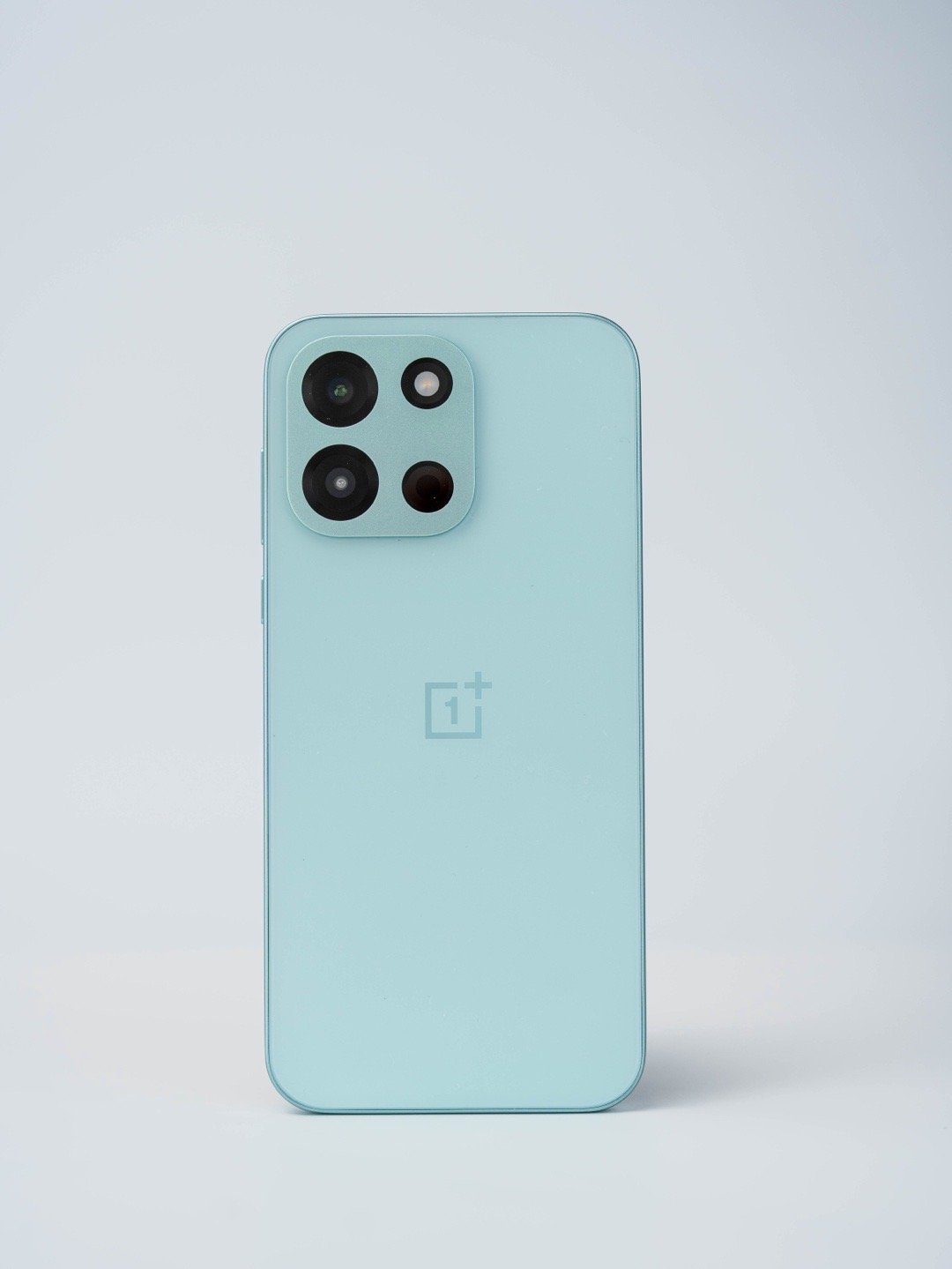 手机名里有Turbo，还“果味Turbo”的手机喜欢吗？来看看一加 Turbo 