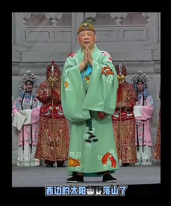 [吃瓜群众]在郭德纲🆚姜某的长期撕扯中，多数吃瓜群众都是站郭一边的，反对将“低