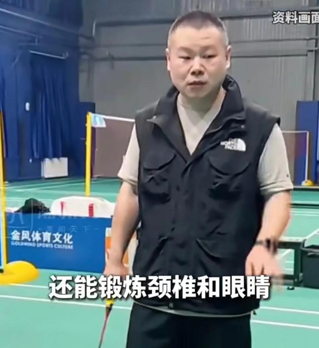 我朋友是健身教练，
她跟我说了句大实话，
像岳云鹏这样41岁了，一月多瘦了十几斤