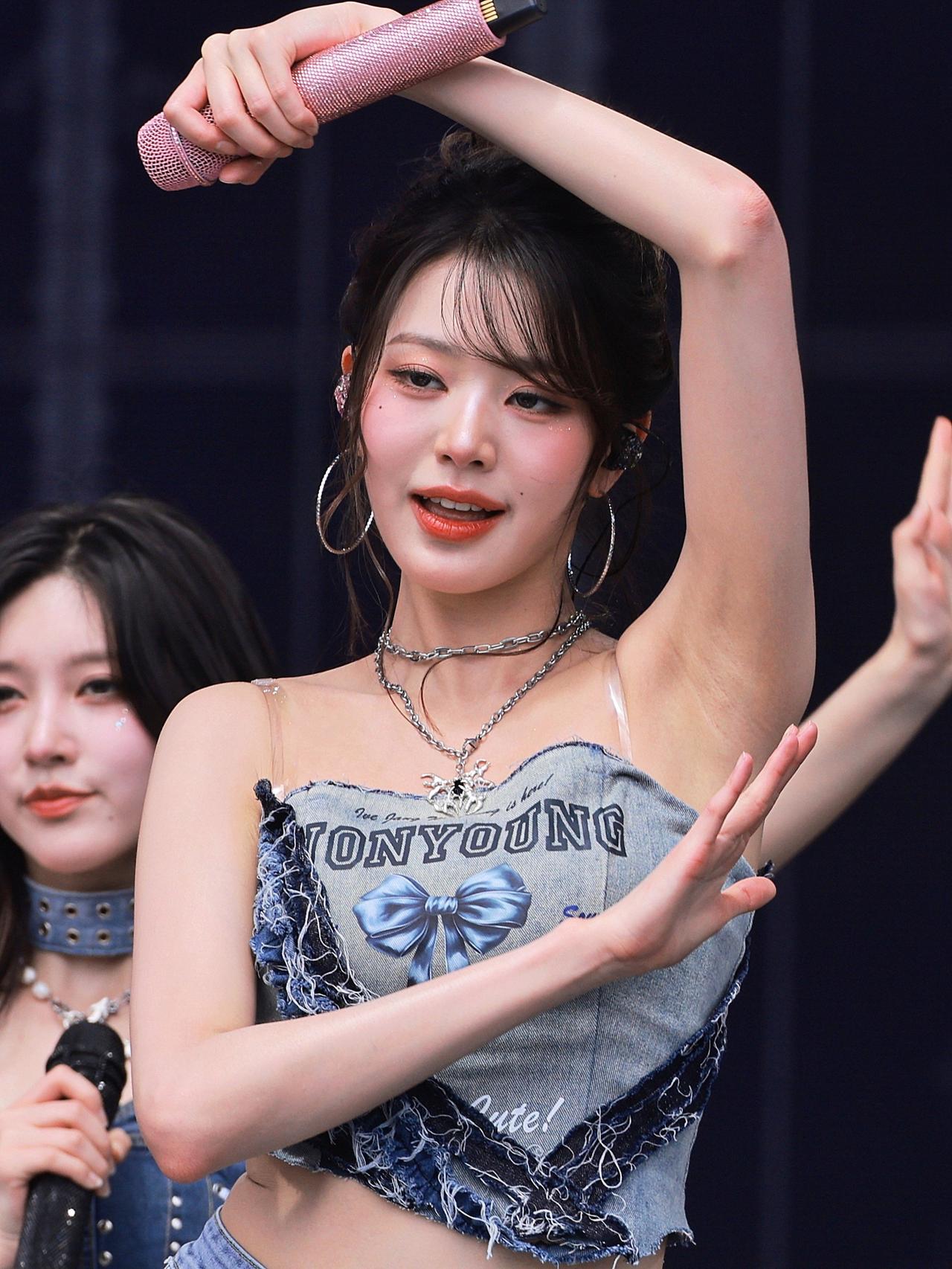 张元英音乐节高清图！张元英 辣妹 高颜值美女 我又心动了