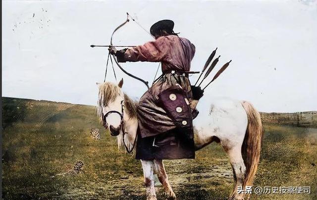 1644年三月二十九日，李自成正式派遣唐通和左懋泰领八千兵马，携四万两犒银、吴襄