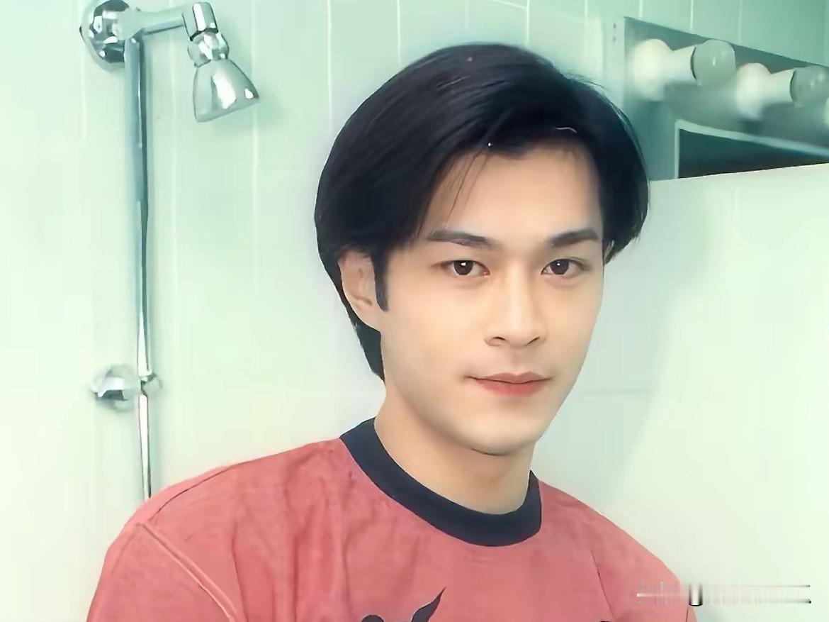 向太说李连杰我不在乎
向太说窦骁我也不在乎
但是向太说古天乐我真的在乎，就像他自