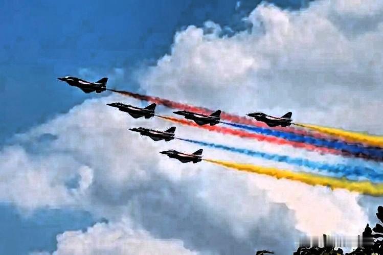 同时航展是巨型“商业交易平台”，汇聚全球企业与客户，直接促成订单签约，像国产C9