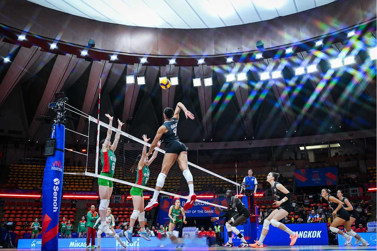 【2026世界女排联赛 曼谷站：加拿大女排3-1保加利亚女排】北京时间19日晚上
