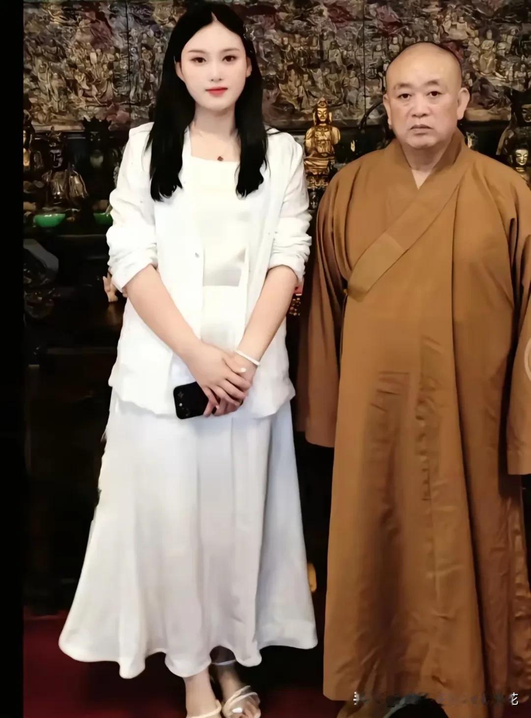 几千年纯洁的佛教文化，都要被这些花和尚遭踏的没一方净土了。一名律师就曾坦言过，监