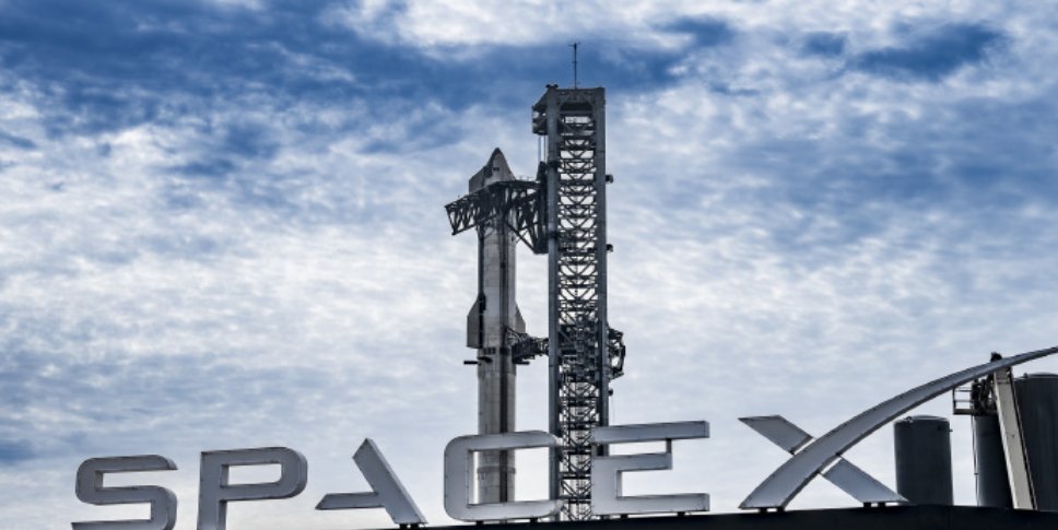 SpaceX史上最大IPO生变马斯克的股权激励方案被设定为极具科幻色彩的“对赌协