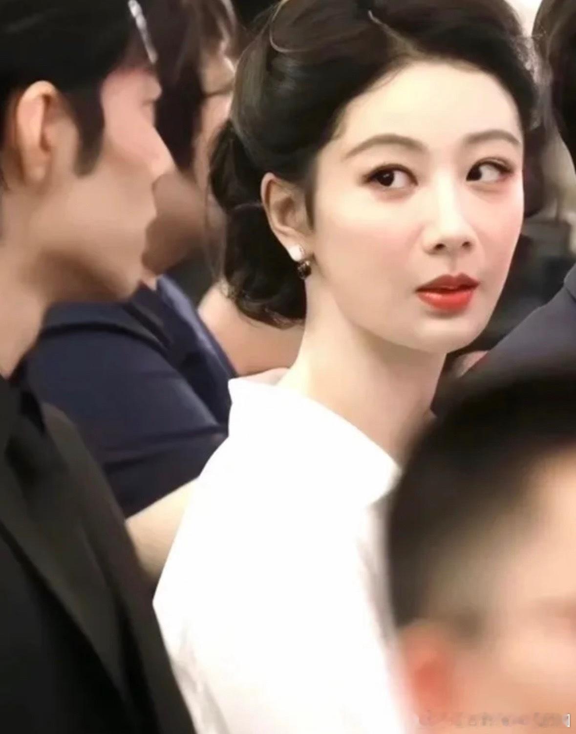 杨紫肖战余生请多指教拍立得《余生请多指教》属于是超长售后，不愧是内娱拍立得鼻祖！