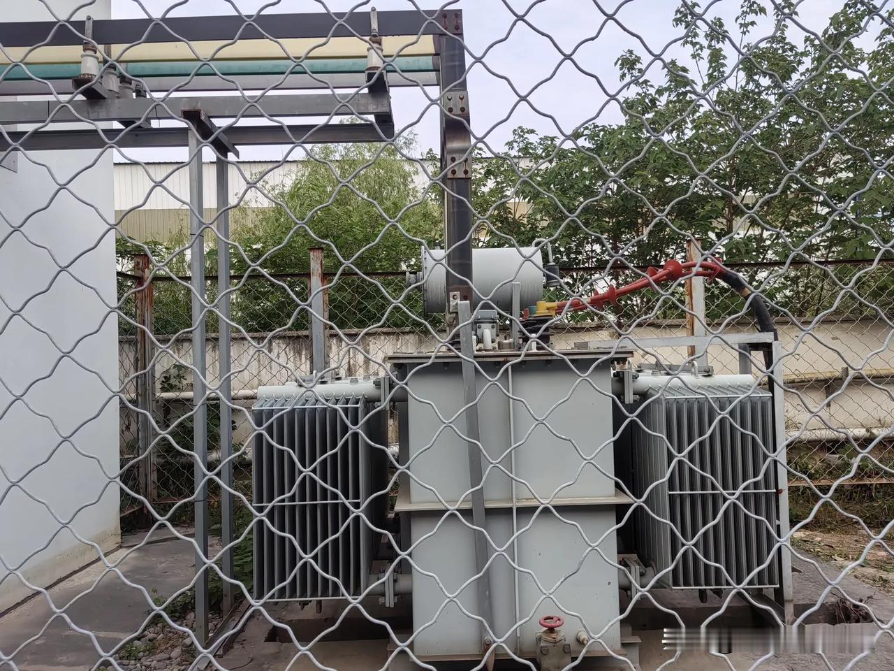 不懂就问，谁能告诉我这玩意到底是干嘛用的啊？[抠鼻][抠鼻][抠鼻]
这是一个加