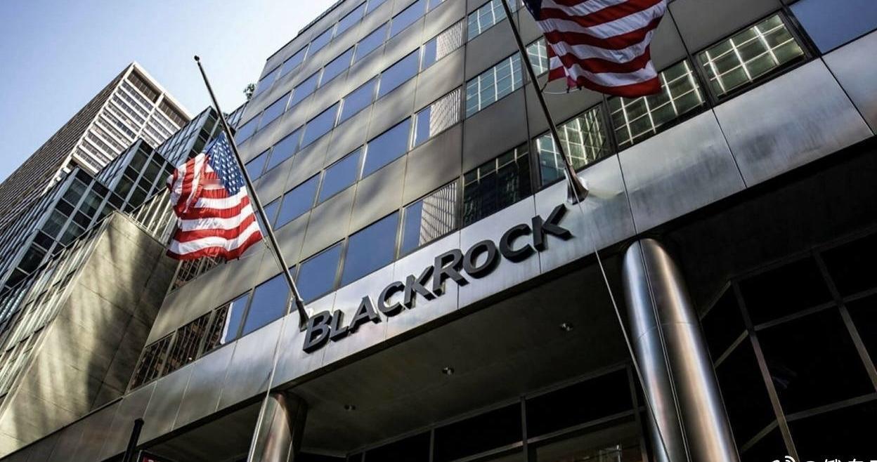 全球最大资管巨头贝莱德，在关键时刻暂停为乌克兰重建基金招募投资者，主要原因在于特