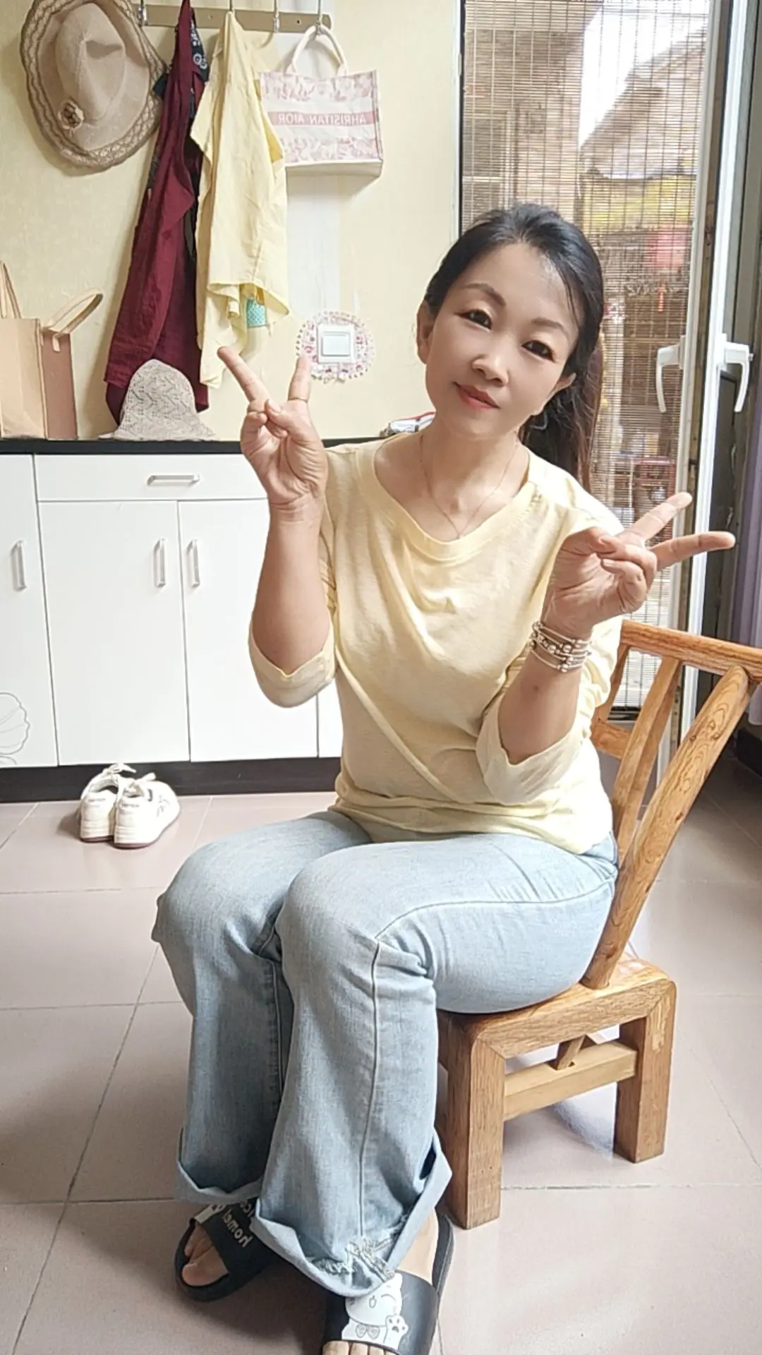 我也向往着逍遥自在，奈何空有人间自由身，却非人间自由人……