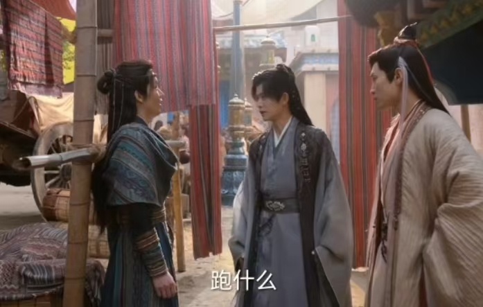林凯赌场被任嘉伦抓包林凯任嘉伦他逃他追气场大佬遇上调皮小弟，林凯偷偷溜进赌场快活