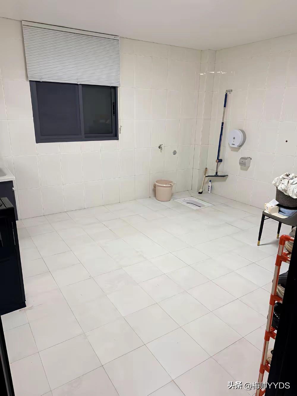 有点太空了[看]