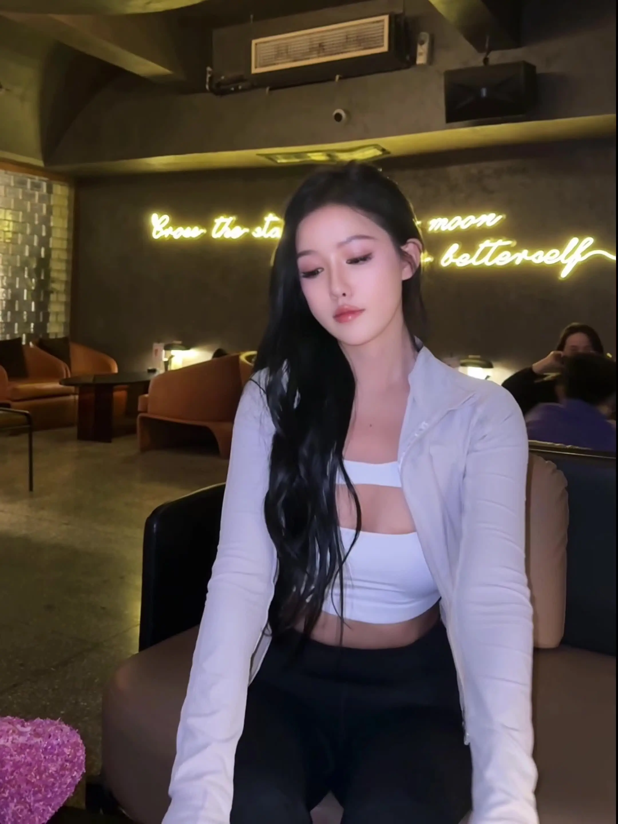 我那穿lulu去酒吧的前妻