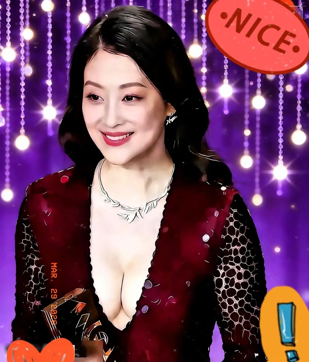 刷个手机，真是没眼看。

各种擦边卖肉的满屏乱飞，底线早碎成渣了，关键人家还沾沾