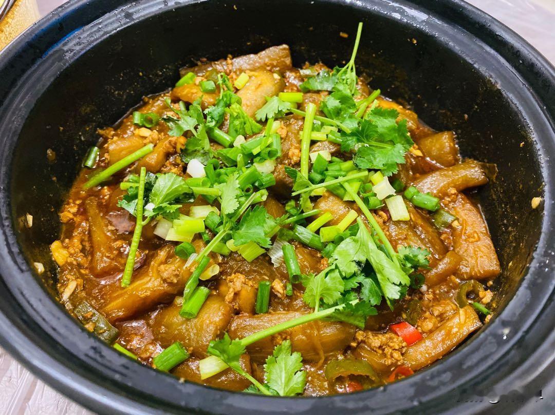 “为什么我煮的茄子老是发黑？”
一位朋友向我发来“求救信号”📶

其实主要是因