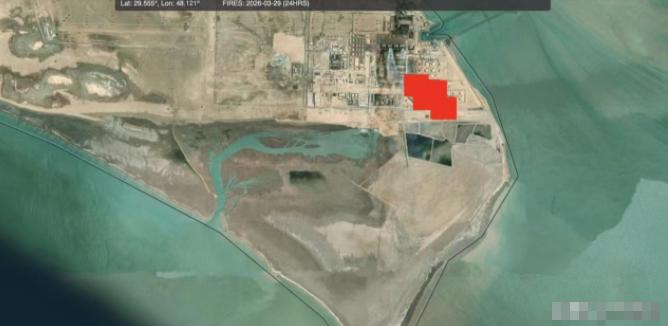 伊朗今天报复的时候是真的下狠手了，科威特最大的电厂海水淡化厂，刚刚被炸了。240