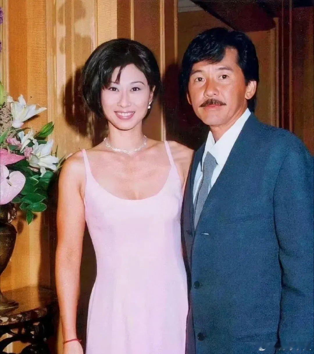 叶倩文十几年如一日的光彩照人，甚至比年轻时更有韵味了 ​​​