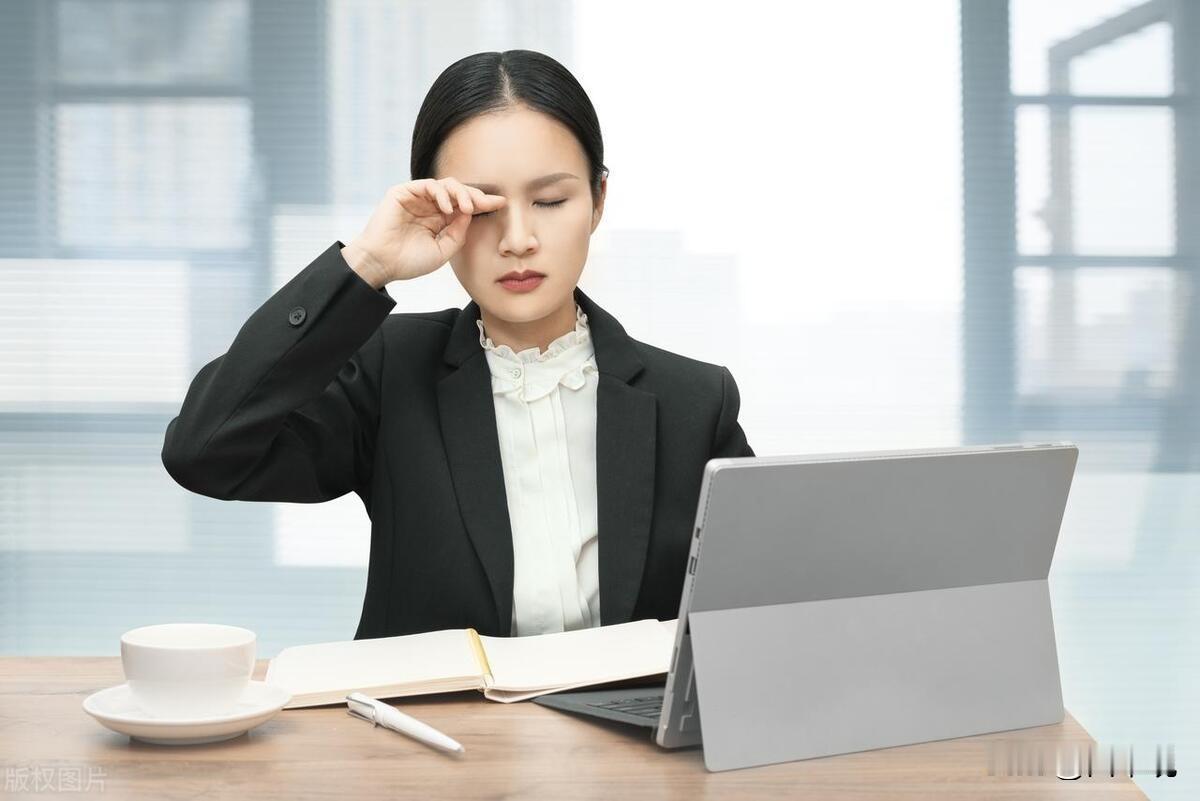 真正的强者，能败，能怂，能跪，能师
很多人对强者的看法，陷入到了深深的误区，觉得