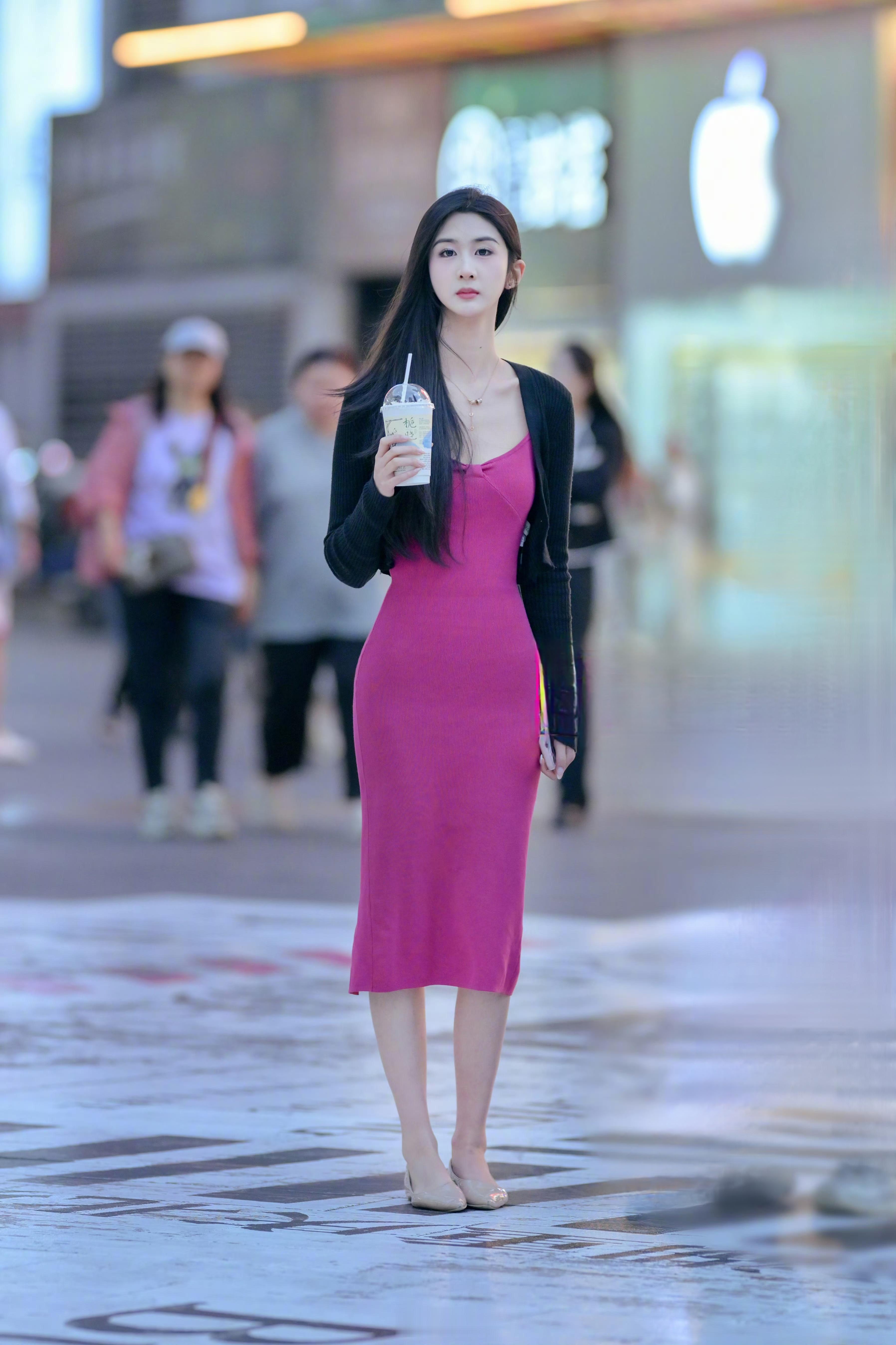 高挑的小姐姐 ​​​