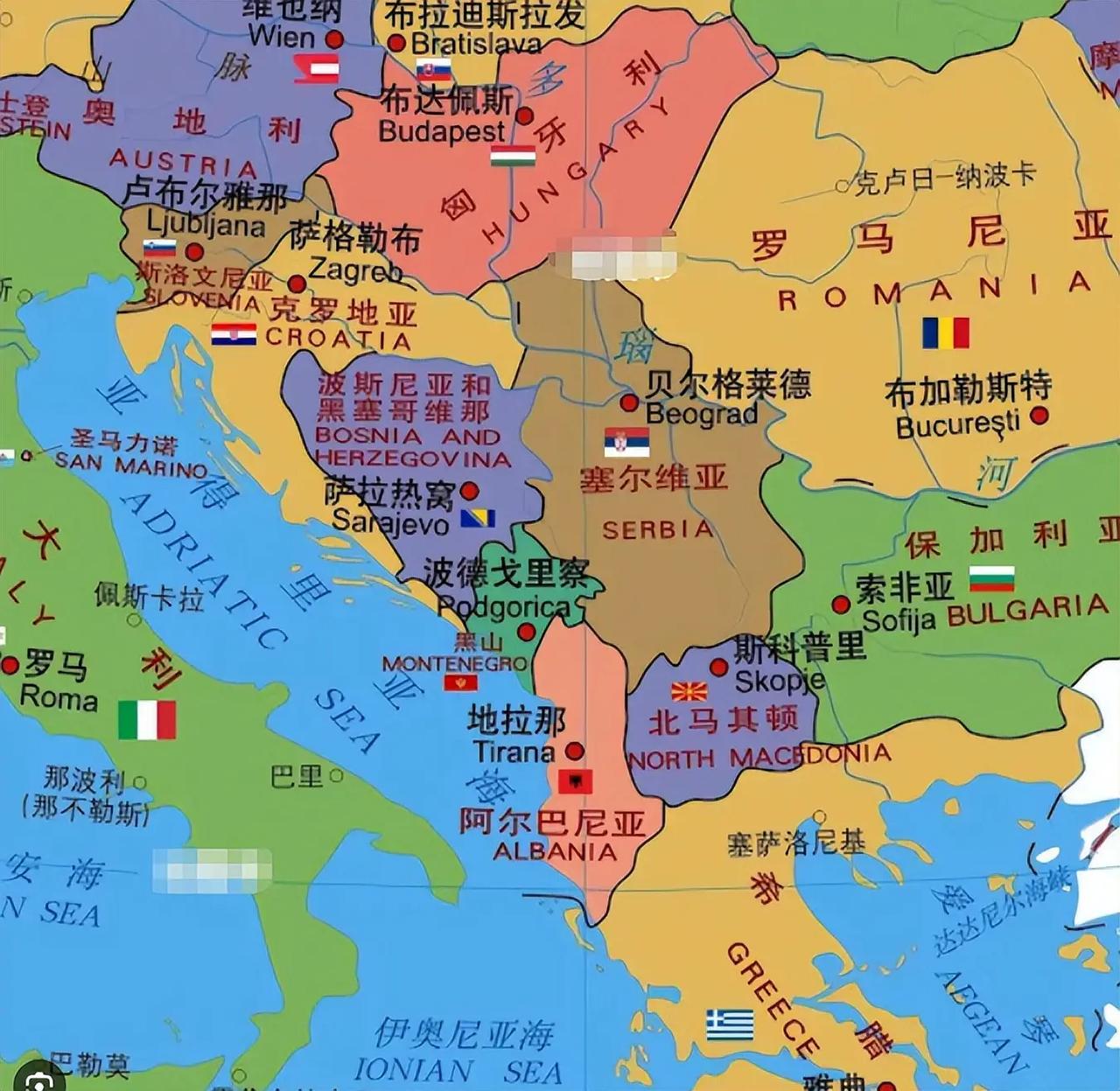 武契奇刚一开始访华，塞尔维亚首都贝尔格莱德就掀起了人群抗议风浪，这分明是有组织有