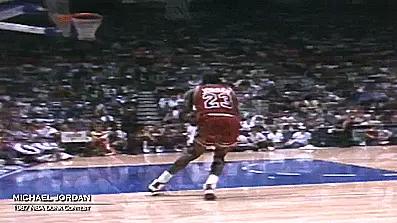 层次

乔丹不打篮球了，
钱财滚滚而自来，
投资也眼光精准，
在赛车赛道玩票，