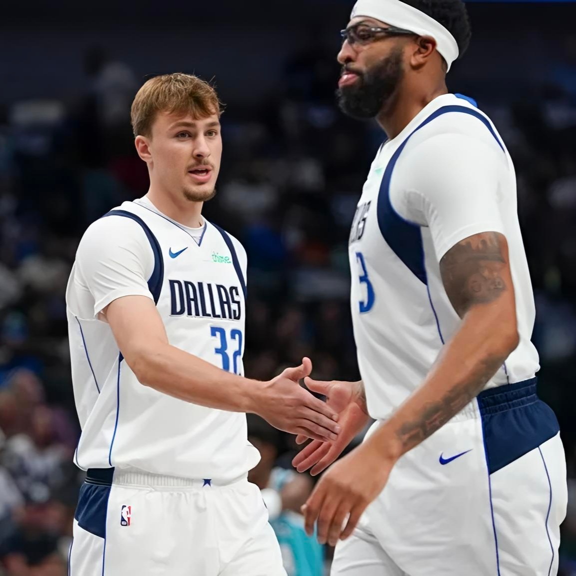 赢球！浓眉超高效32分13篮板3助攻1抢断2封盖，独行侠翻盘拿下掘金！！！ 安东