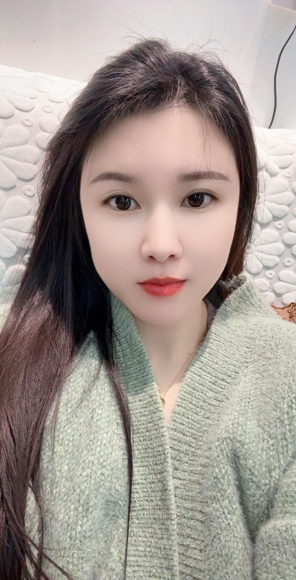 我能活到现在也是个奇迹 洗个澡又差点给送走 突然恶心 头晕 想吐 浑身...