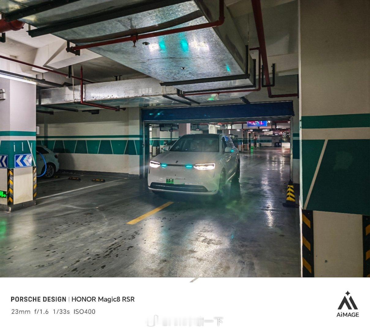 我的全新问界M7还留在ADS4.0，给它离车泊入还是挺香的