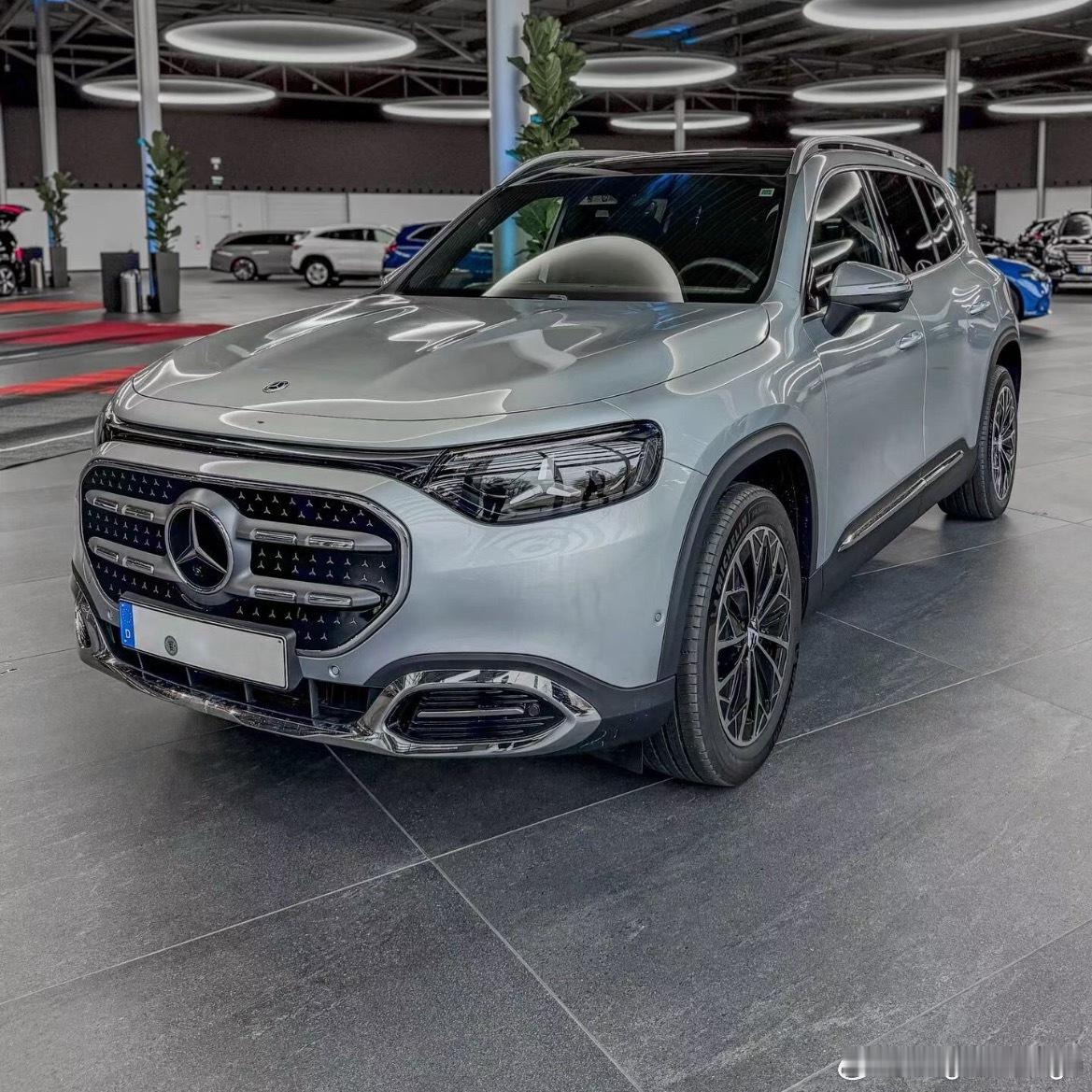 奔驰GLB实车图去掉前格栅就合理多了一下子领先了起来