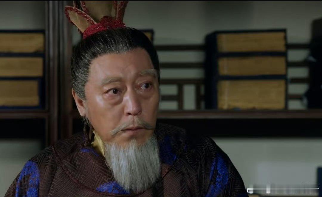 倪大红古风老生导演说倪大红像古风老生，《生万物》片场他总抱拳问辛苦，累到极致仍坚